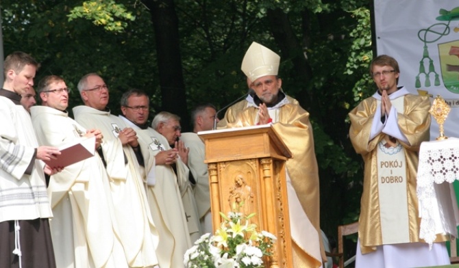 Franciszkanie cieszą się swym biskupem
