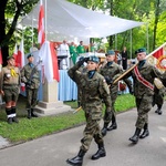 Pomnik gen. Elżbiety Zawackiej