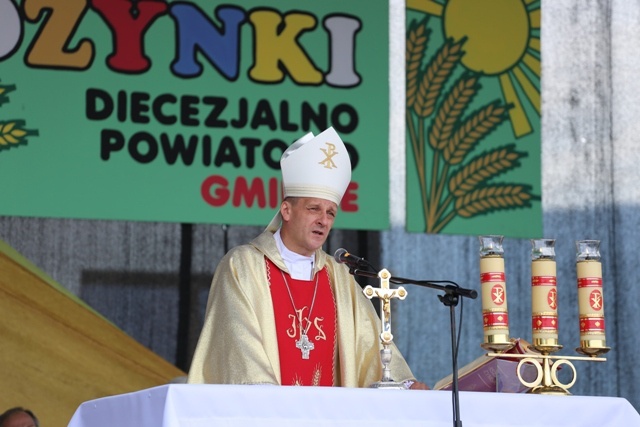 Diecezjalne dożynki w Czańcu