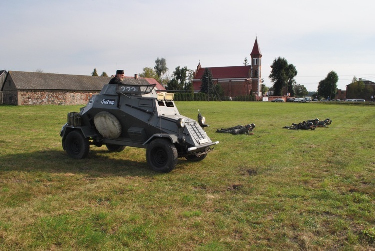 Piknik historyczny w Kozłowie Szlacheckim