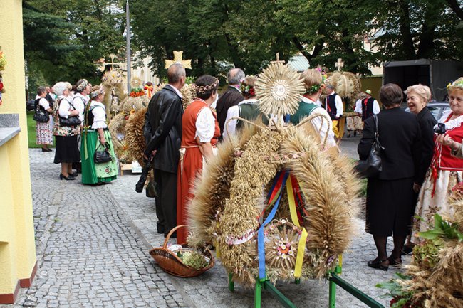 Diecezjalne dożynki w Rudach