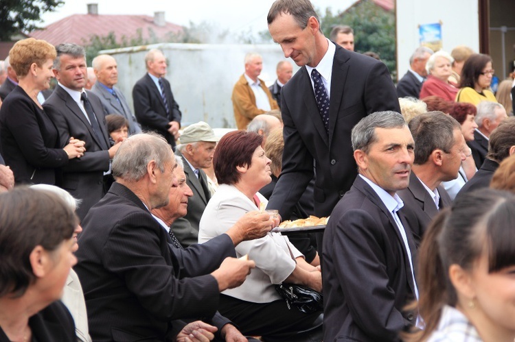 Suma dożynkowa i obrzęd dzielenia chlebem