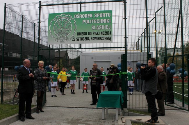 Miasteczko akademickie Politechniki Śląskiej i nowe boisko