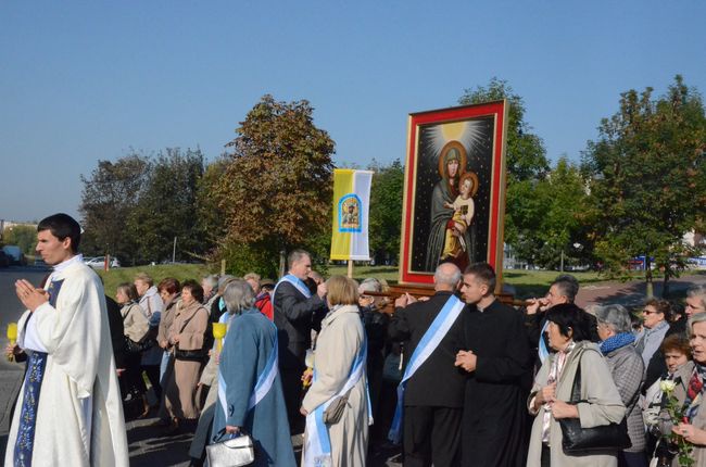 Procesja z Matką Bożą