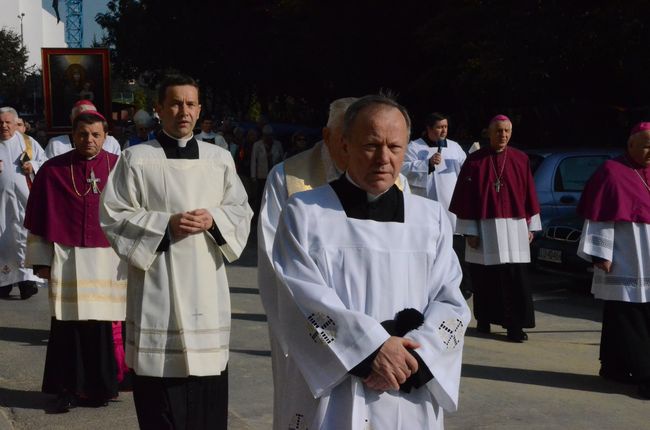 Procesja z Matką Bożą