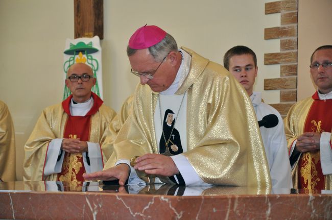 Poświęcenie kościoła pw. św. Faustyny w Słupsku