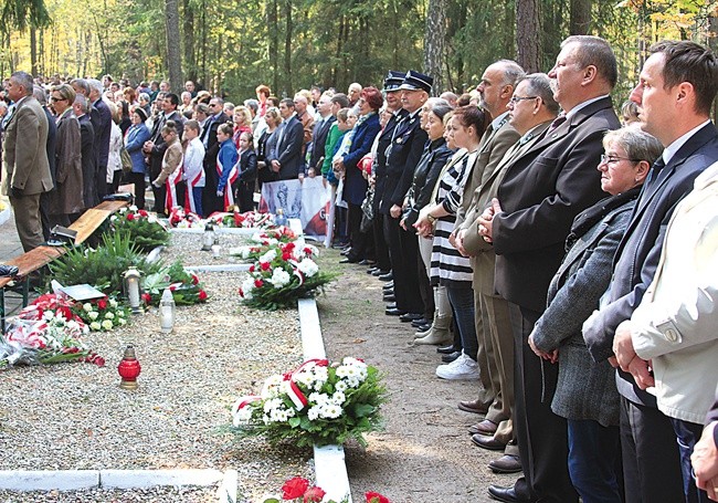  Mieszkańcy Skrwilna, Rypina i okolic pamiętają o pomordowanych w lasach skrwileńskich