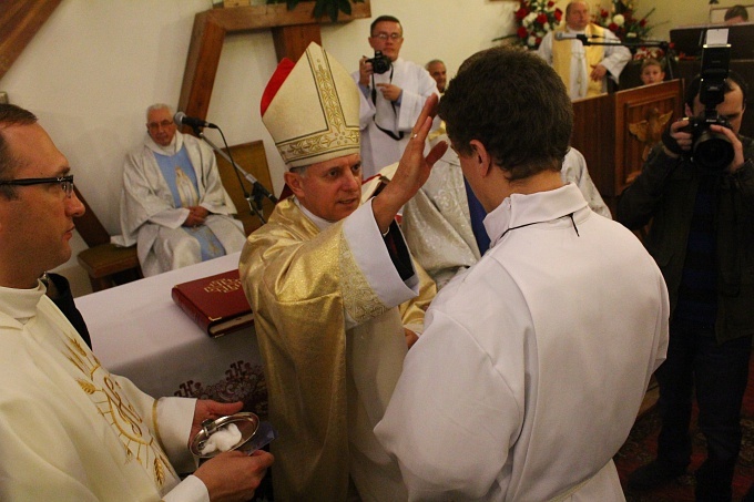 Abp Mieczysław Mokrzycki w Wałbrzychu