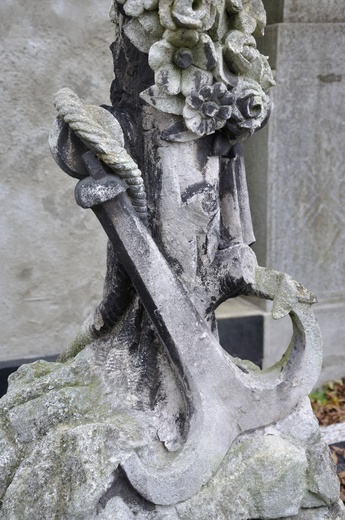 Cmentarz w Brzesku