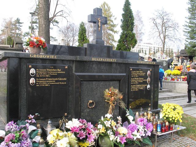 1 listopada na nowotarskiej nekropolii