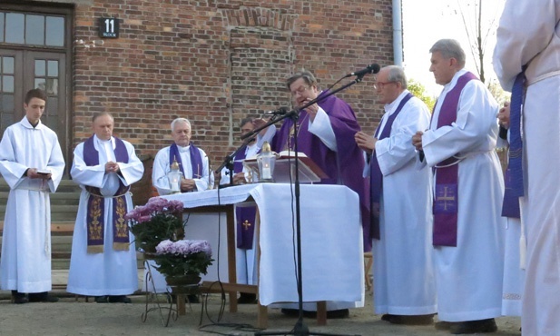 Zaduszki w byłym KL Auschwitz