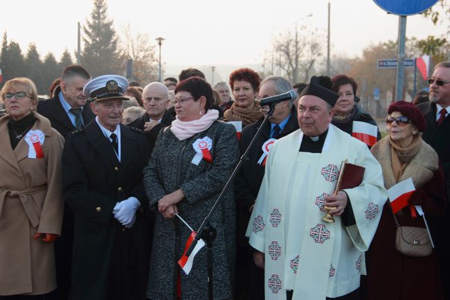 Odsłonięcie Pomnika Żołnierzy AK w Rumi.