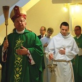  Instrument na Michałowie pobłogosławił bp Henryk Tomasik