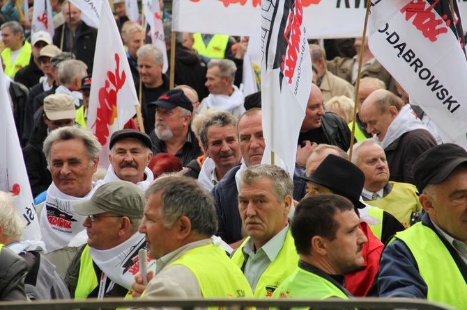 Emeryci górniczy protestowali