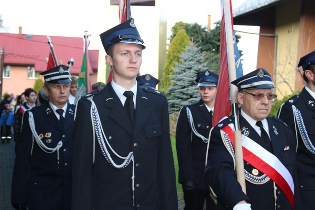 Tablica ofiar II wojny światowej w Bystrej Śląskiej