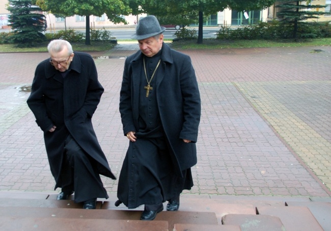 Pierwsza wizyta nowego ordynariusza w Radomiu - w nawiedzeniu katedry towarzyszy bp Edward Materski