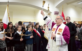Bp Andrzej Czaja poświęcił nową siedzibę opolskich szkół katolickich