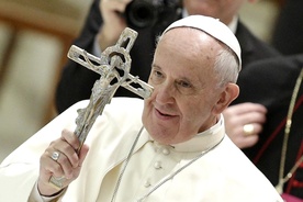 Papież: Ludzkość jest poraniona