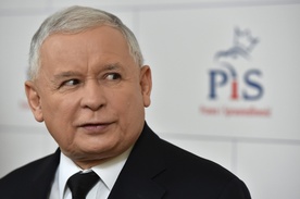 Kaczyński: Władza musi słuchać i służyć