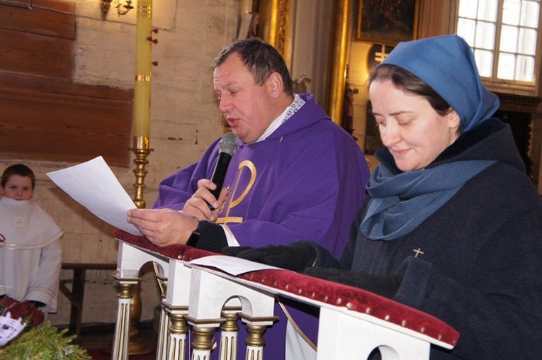 Po Eucharystii odbyło się nabożeństwo błagalno – dziękczynne przed Najświętszym Sakramentem