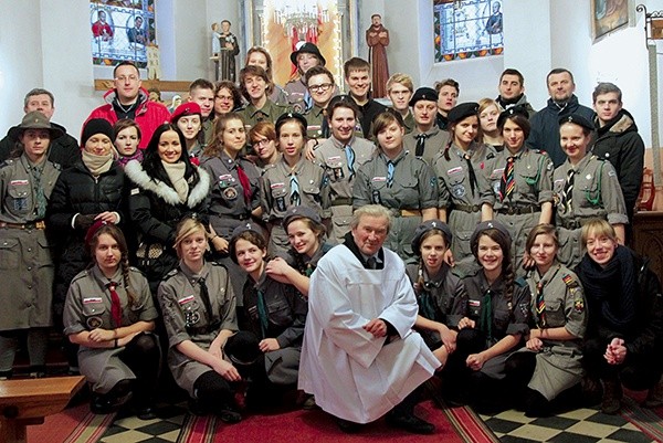 Harcerze z Gorzowa, Szczecina, Polic i Świnoujścia podczas ubiegłorocznej wizyty w Wielkiej Brzostowicy na Białorusi