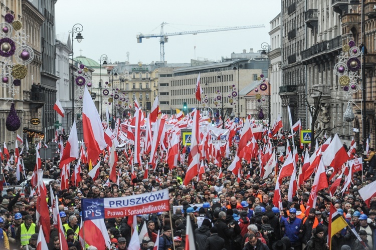 Marsz z różami