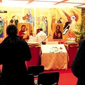  Co niedziela w liturgii sprawowanej w bizantyjsko-ukraińskim obrządku uczestniczy ok. 100 osób  