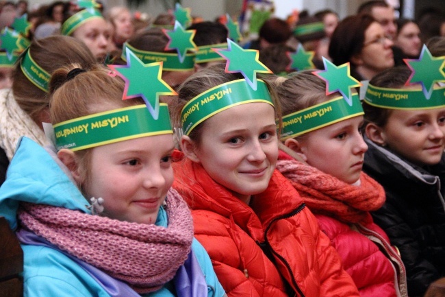 Kolędnicy Misyjni na Mszy św. - cz. 1