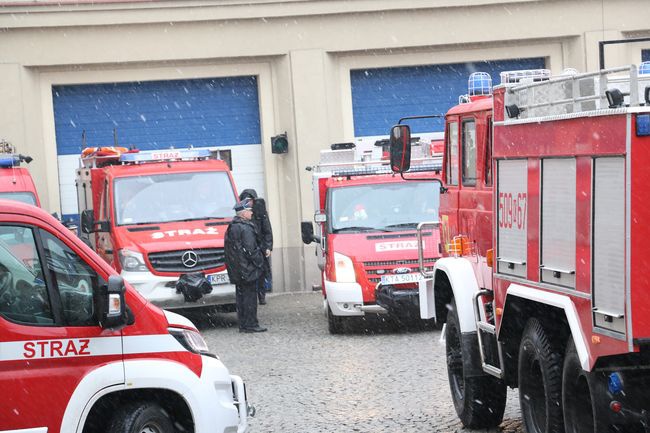 Samochody dla małopolskich strażaków