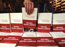 W ciągu trzech dni we Francji sprzedano ponad 200 tys. egzemplarzy najnowszej powieści Houellebecqa, zatytułowanej „Soumission”. 