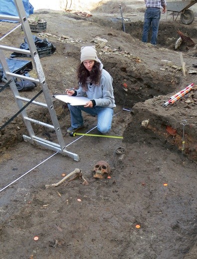 Archeolodzy przebadali dużą działkę w pobliżu Starego Miasta