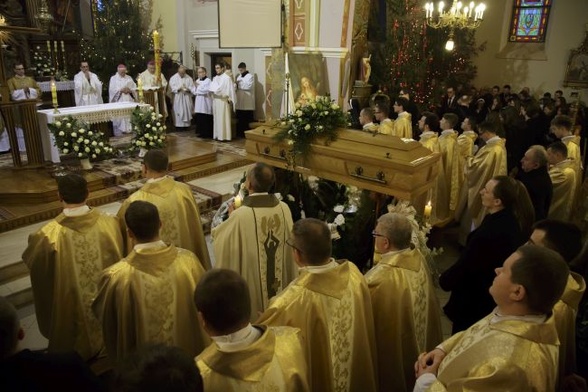 Szybkie przeżywanie, świadome umieranie