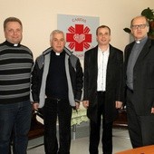 O trudnej sytuacji na Ukrainie rozmawiali (od lewej) ks. Robert Kowalski, ks. prał. Jurij Nagorny, Aleksander Mordyński i ks. Grzegorz Wójcik