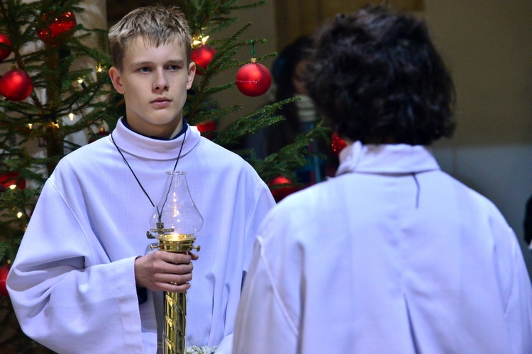 Strzegom. Zbawiciel. Msza św. 