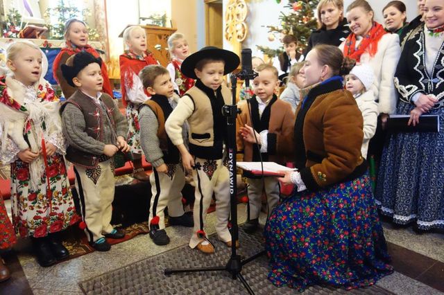 Przedszkolaki kolędowo