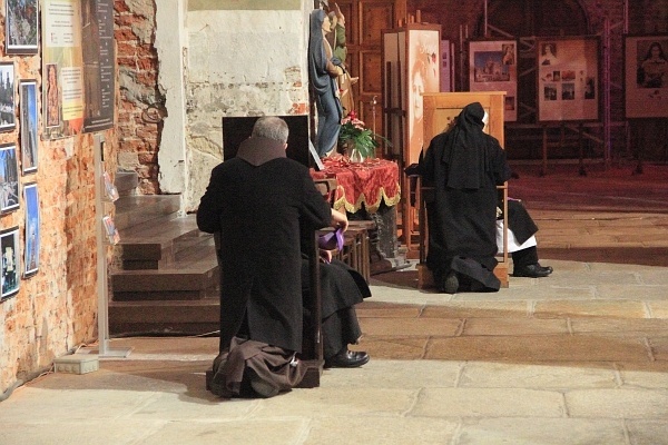 Nabożeństwo pokutne u oo. karmelitów