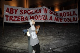 Protest się zaostrza