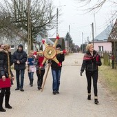 Uczestnicy warsztatów z kolędą odwiedzili podopiecznych hospicjum