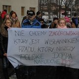 Protest kobiet przed siedzibą JSW
