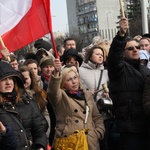 Protest kobiet przed siedzibą JSW