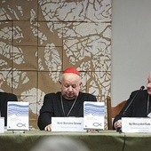  W debacie uczestniczyli m.in. kard. Stanisław Dziwisz, abp Henryk Muszyński i bp Tadeusz Rakoczy