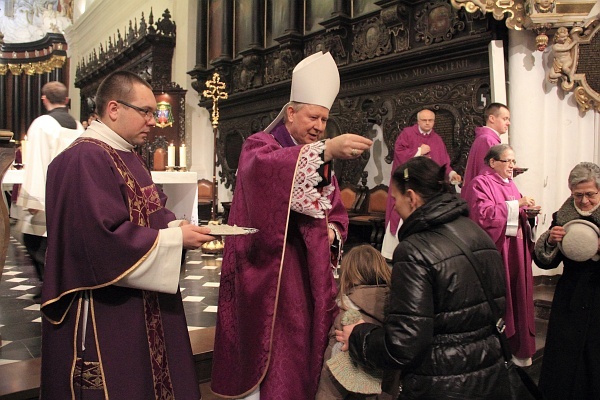 Środa Popielcowa w katedrze oliwskiej