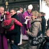 – Trzeba wrócić do Bożego sposobu myślenia i wartościowania, a możemy je rozpoznawać w Jego słowie i głosie naszego sumienia – mówił bp Wiesław Szlachetka