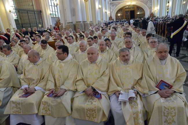 Święcenia biskupie w Radomiu
