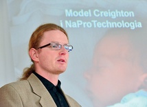  Krzysztof Strug jest jednym z kilku instruktorów przyjmujących w Wrocławiu
