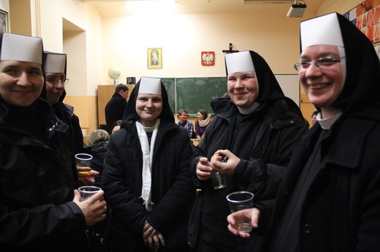 Krzyż ŚDM i ikona Matki Bożej w Cieszynie