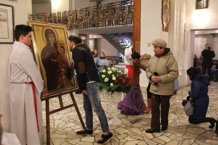 Krzyż ŚDM i ikona Matki Bożej w Wiśle