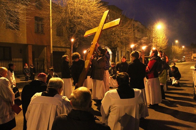 Krzyż ŚDM i ikona Matki Bożej w Żywcu