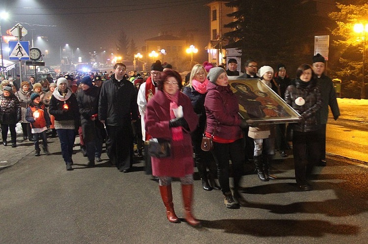 Krzyż i ikona Matki Bożej w Szczyrku