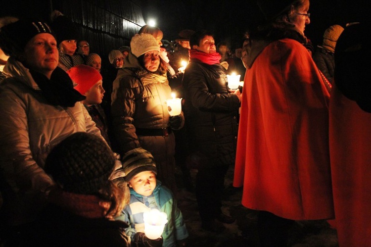 Krzyż i ikona Matki Bożej w Szczyrku